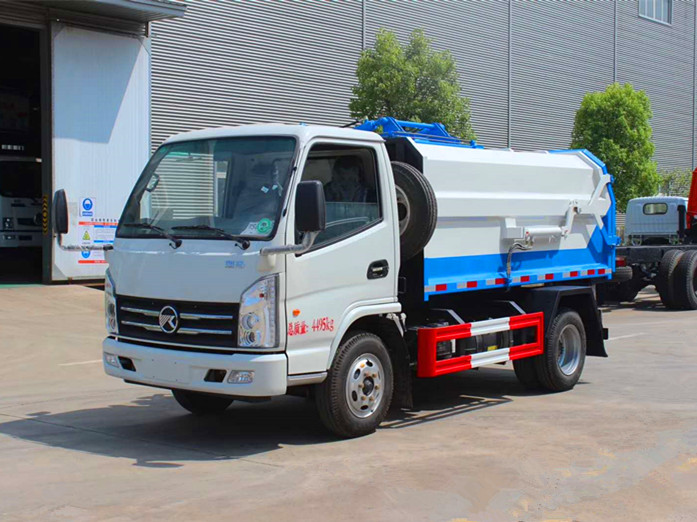 蓝牌凯马4方压缩式对接垃圾车