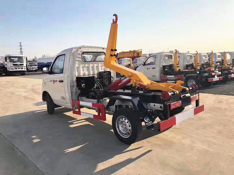 国六福田3方勾臂车[畅销车型]