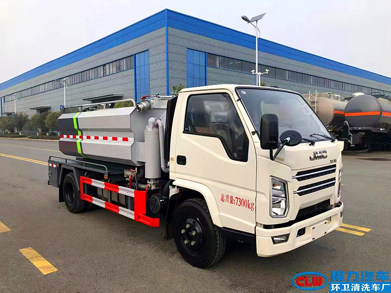 江铃5.5方地下室专用清洗吸污车
